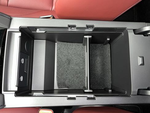 Certified 2025 MAZDA MAZDA3 Carbon image 24