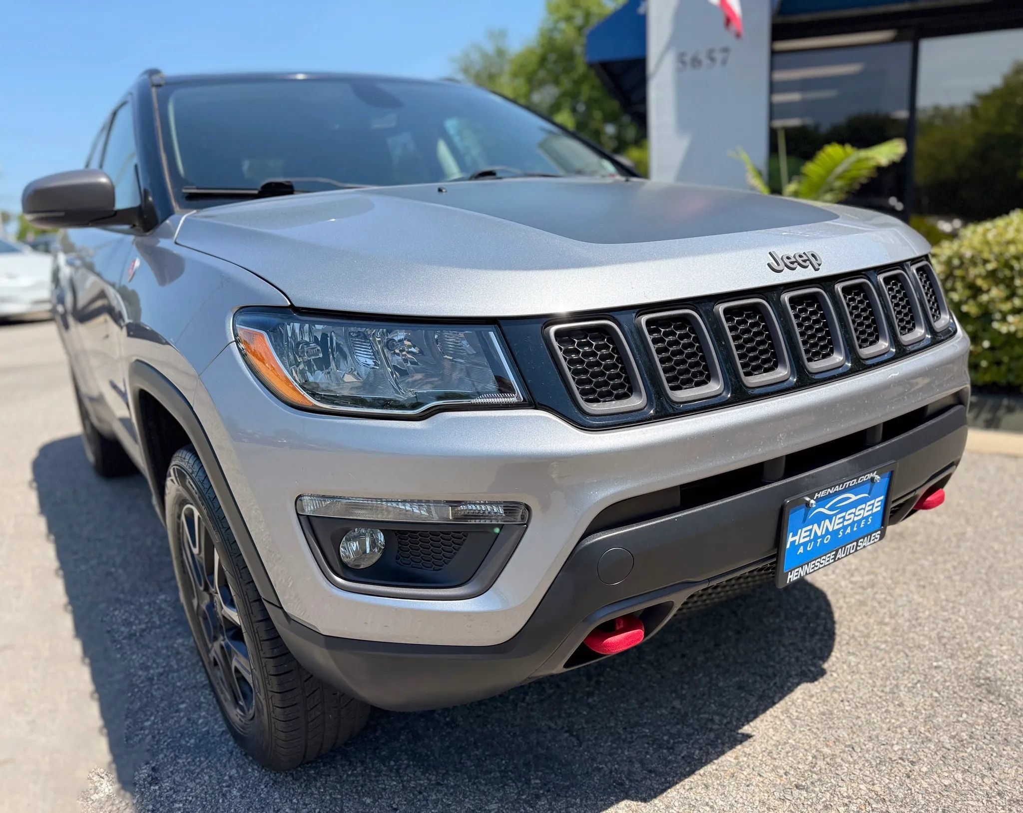 Used 2019 Jeep Compass Trailhawk w/ Cold Weather Group AWD/4WD image 27