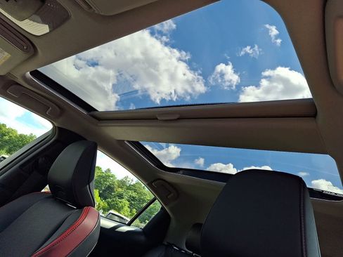 Certified 2023 Toyota Prius Prime FWD image 17