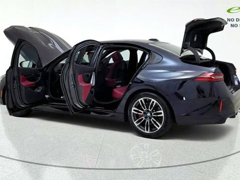 Used 2026 BMW 540i xDrive AWD/4WD image 16