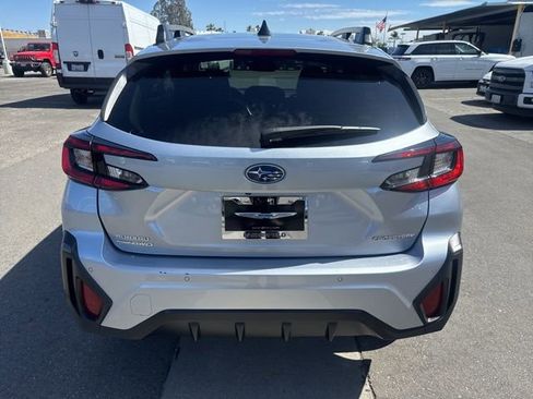 Used 2024 Subaru Crosstrek 2.5i Limited w/ Crosstrek Mirror Package AWD/4WD image 4