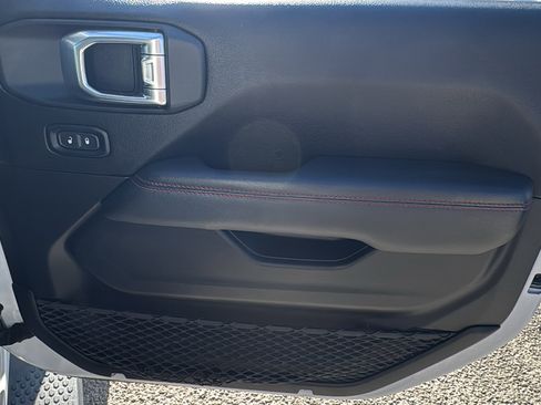 Used 2019 Jeep Wrangler Unlimited Rubicon image 30