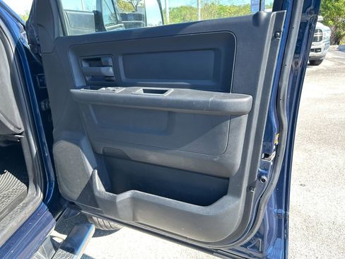 Used 2022 RAM 5500 Tradesman w/ Chrome Appearance Group AWD/4WD image 22