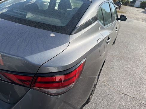 Used 2025 Nissan Sentra SV FWD image 7