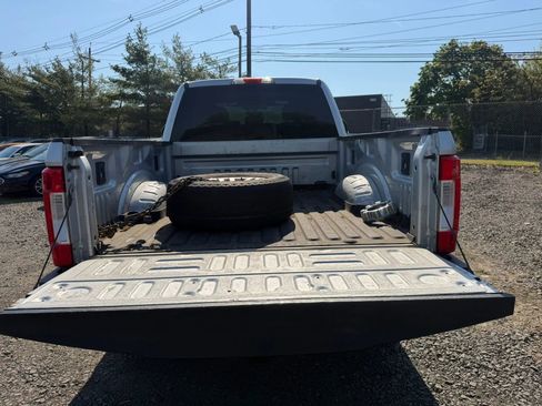 Used 2017 Ford F250 XLT AWD/4WD image 34