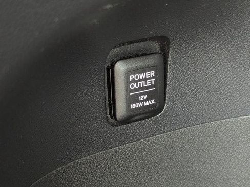 Used 2016 Honda Pilot Touring image 34