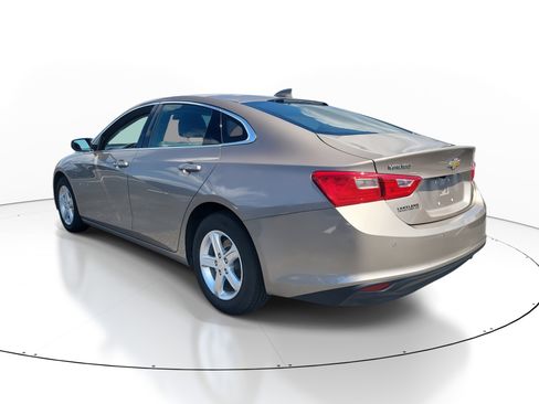 Used 2023 Chevrolet Malibu LT w/ Driver Confidence Package image 6