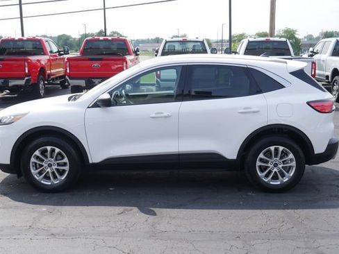 Used 2022 Ford Escape SE w/ Cold Weather Package AWD/4WD image 7