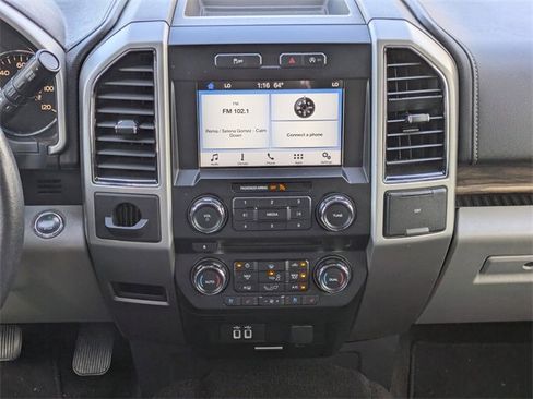 Used 2018 Ford F150 Lariat image 18