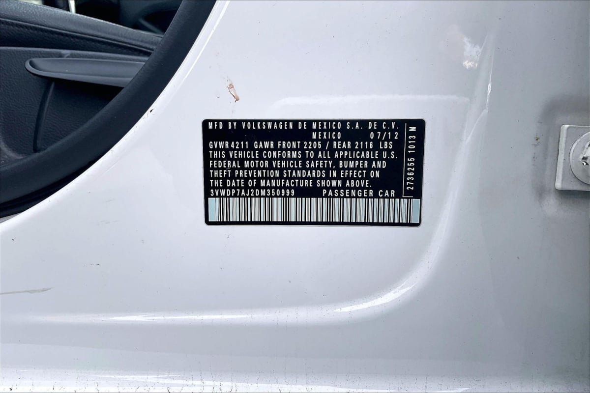 Used 2013 Volkswagen Jetta SE FWD image 33