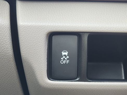 Used 2012 Honda Accord EX-L image 22