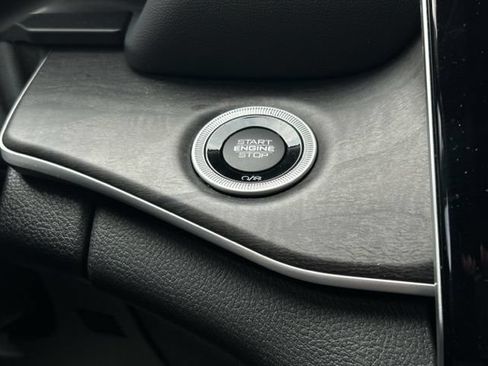 Used 2023 Jeep Grand Cherokee L Limited AWD/4WD image 50