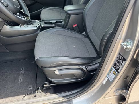 Used 2021 Kia Seltos S FWD image 6