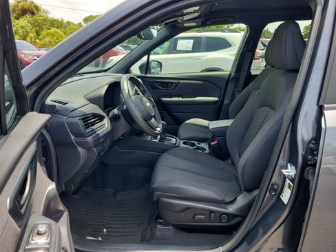 Certified 2025 Subaru Forester Premium AWD/4WD image 20