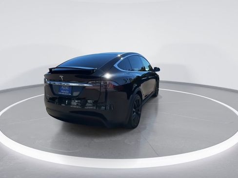 Used 2018 Tesla Model X 100D image 16