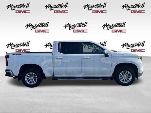 Used 2025 Chevrolet Silverado 1500 LT AWD/4WD image 2