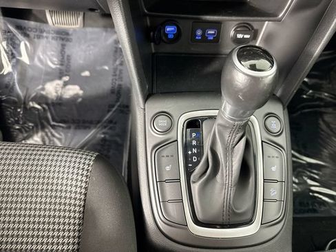 Used 2019 Hyundai Kona SEL AWD/4WD image 17