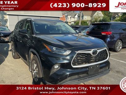 Used 2023 Toyota Highlander XLE