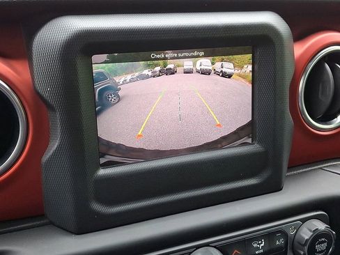 Used 2020 Jeep Wrangler Unlimited Rubicon AWD/4WD image 4