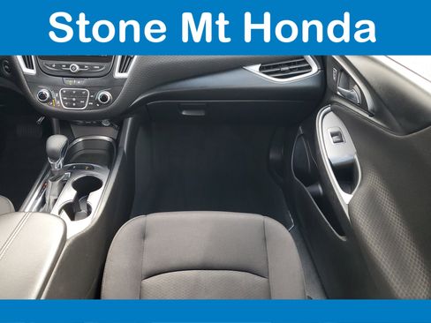 Used 2024 Chevrolet Malibu LT image 18