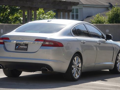 Used 2011 Jaguar XF Premium RWD image 10