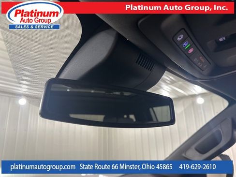 Used 2023 GMC Yukon XL SLT image 24