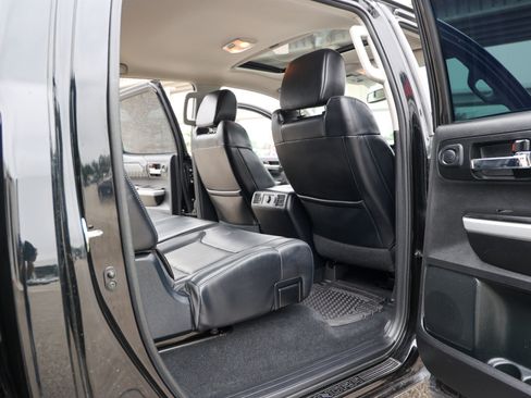 Used 2018 Toyota Tundra Platinum AWD/4WD image 44