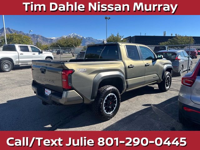 Used 2024 Toyota Tacoma TRD Off-Road AWD/4WD image 20