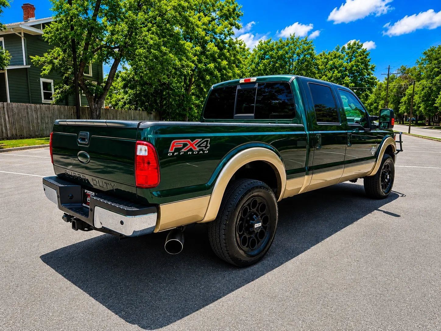 Used 2012 Ford F250 Lariat w/ Lariat Interior Pkg AWD/4WD image 5