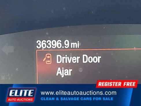 Used 2021 Ford Escape SE FWD image 29