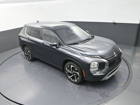 Used 2024 Mitsubishi Outlander SE Black Edition AWD/4WD image 22
