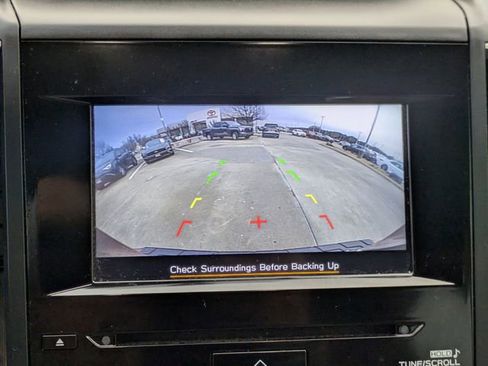 Used 2020 Subaru Forester Premium image 18