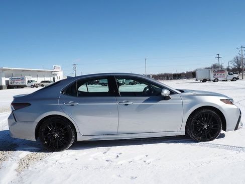 Used 2024 Toyota Camry XSE image 4