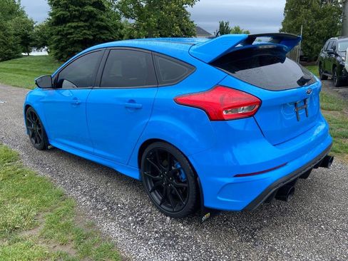 Used 2017 Ford Focus RS AWD/4WD image 3