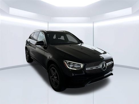 Used 2022 Mercedes-Benz GLC 300 4MATIC image 5