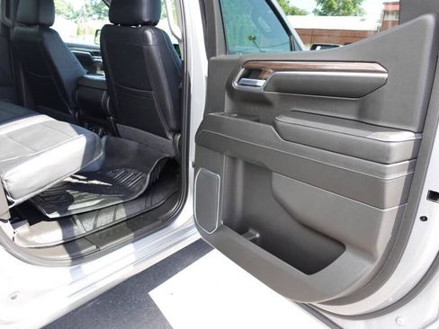 Used 2023 Chevrolet Silverado 1500 LT AWD/4WD image 27