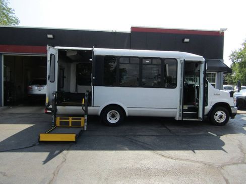 Used 2016 Ford E-350 and Econoline 350 Super Duty w/ Shuttle Bus Prep Package RWD image 1