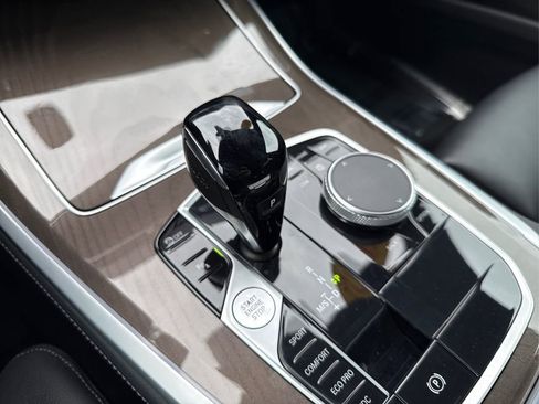 Used 2022 BMW X5 xDrive40i w/ Climate Comfort Package image 39