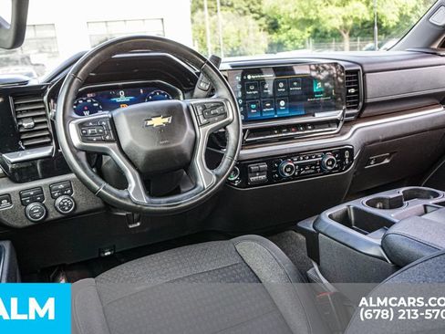 Used 2025 Chevrolet Silverado 2500 LT w/ Convenience Package AWD/4WD image 26