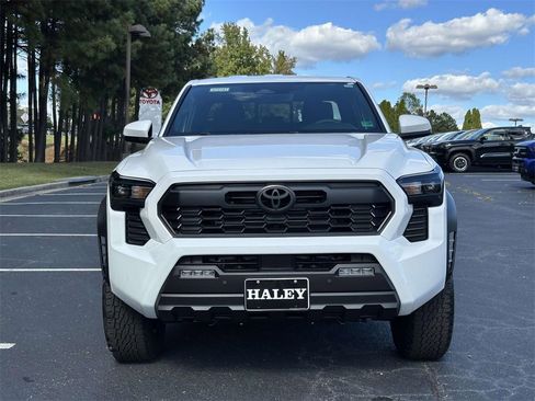 New 2025 Toyota Tacoma TRD Off-Road w/ TRD Off Road Upgrade Package image 23