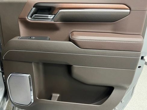 Used 2024 GMC Sierra 1500 Denali w/ Denali Reserve Package image 48