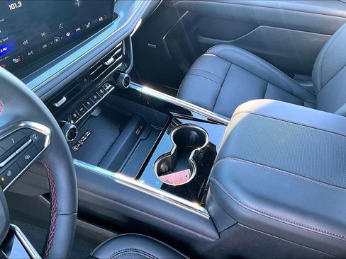 Used 2025 Chevrolet Tahoe RST w/ Comfort Package image 14