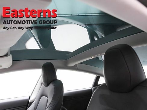 Used 2019 Tesla Model 3 Long Range image 31