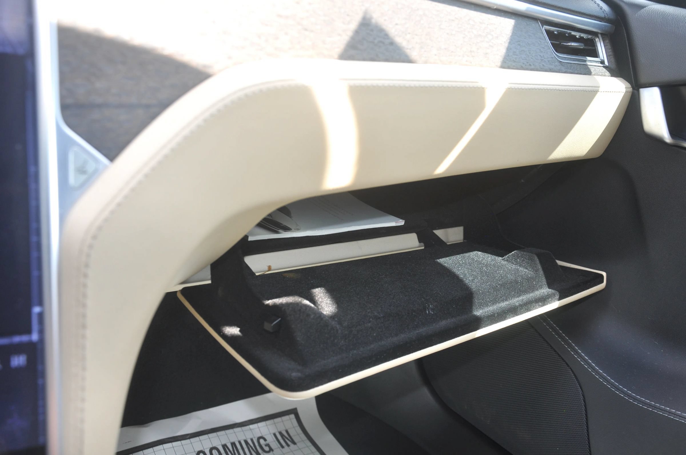 Used 2014 Tesla Model S 85 RWD image 37