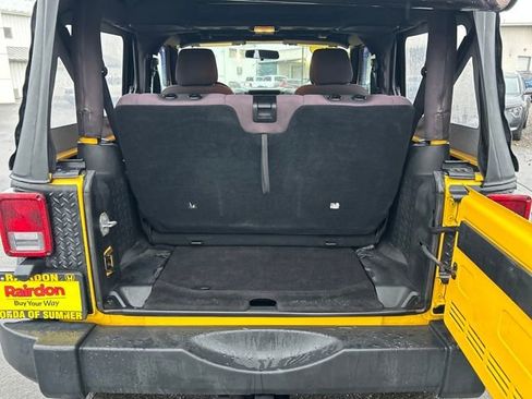 Used 2015 Jeep Wrangler Sport w/ Connectivity Group image 13