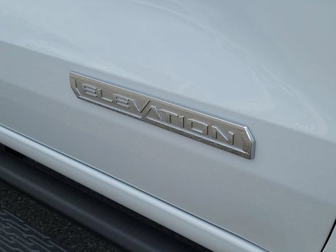 Used 2026 GMC Canyon Elevation w/ Convenience Package RWD image 9