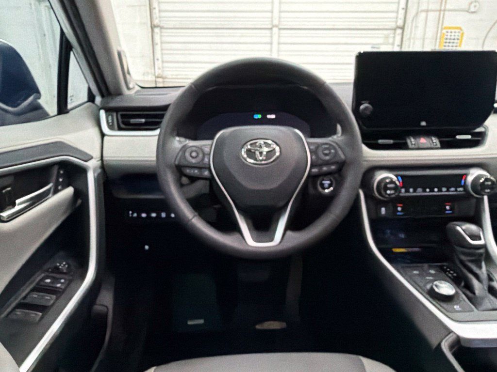 Used 2023 Toyota RAV4 Limited AWD/4WD image 25