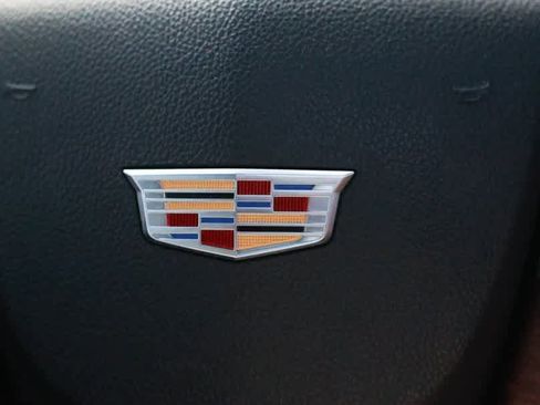 Used 2016 Cadillac Escalade ESV Luxury image 19