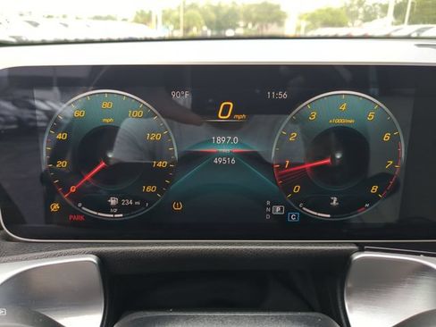 Used 2021 Mercedes-Benz GLB 250 image 36