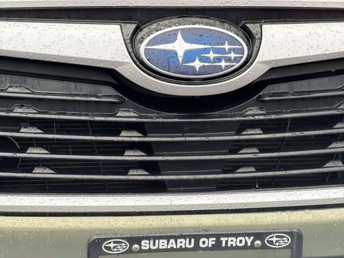 Used 2020 Subaru Forester Premium image 12